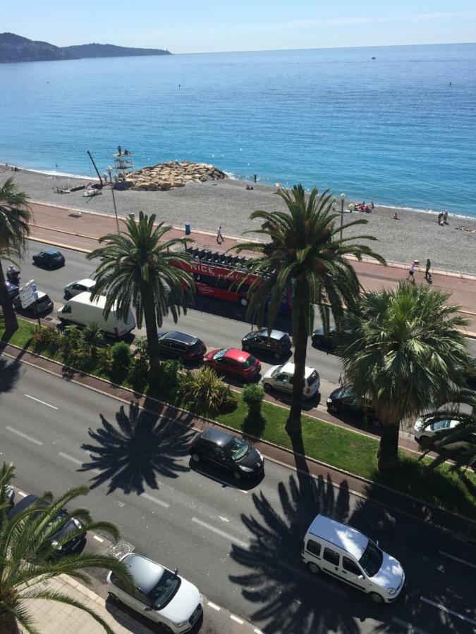 Beachfront Apartment Promenade Des Anglais نيس المظهر الخارجي الصورة