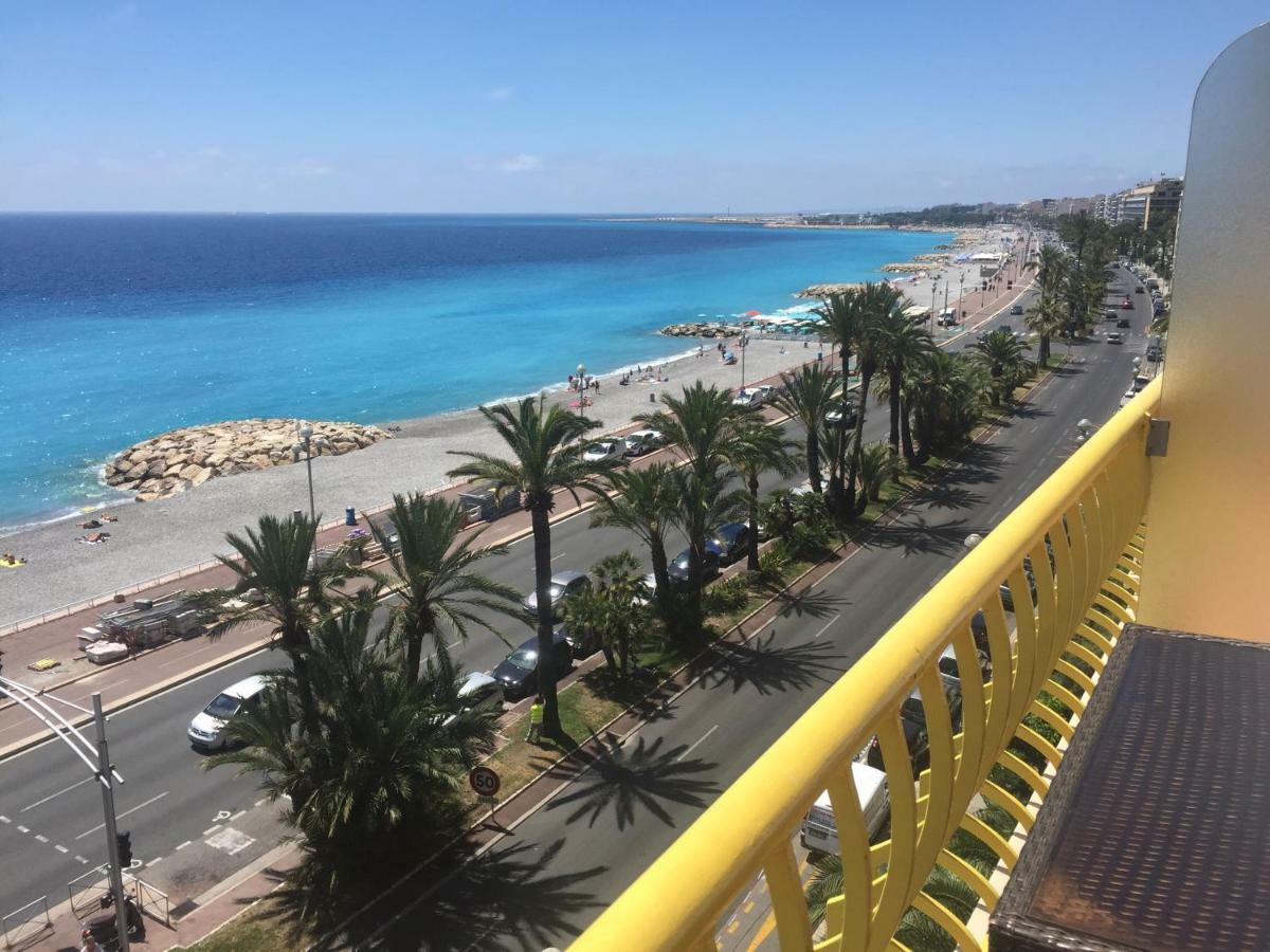 Beachfront Apartment Promenade Des Anglais نيس المظهر الخارجي الصورة