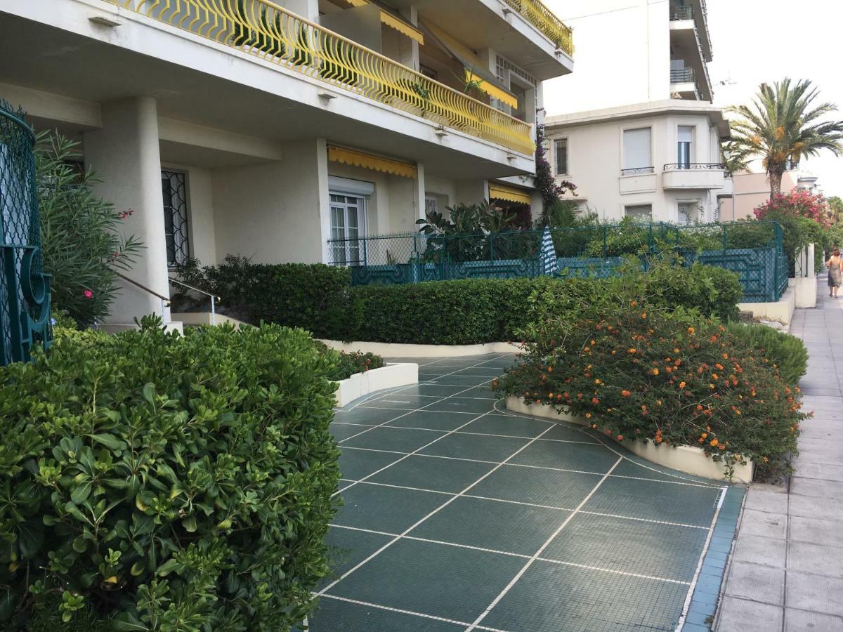 Beachfront Apartment Promenade Des Anglais نيس المظهر الخارجي الصورة
