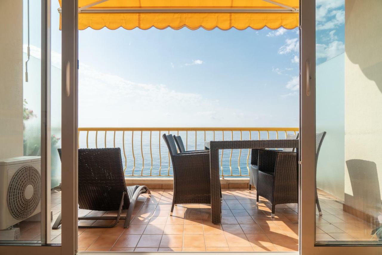 Beachfront Apartment Promenade Des Anglais نيس المظهر الخارجي الصورة
